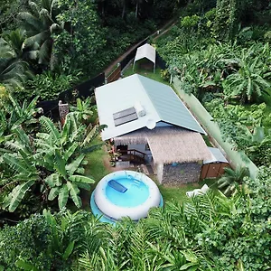  Villa Fare Honu Cook's Bay